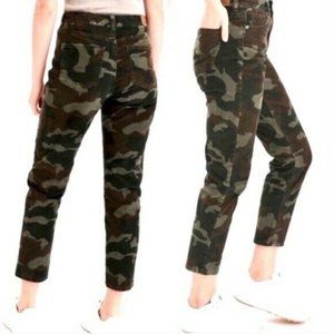 American Eagle Camo Corduroy Mom Jeans Super Stretch Denim Womens Size 10